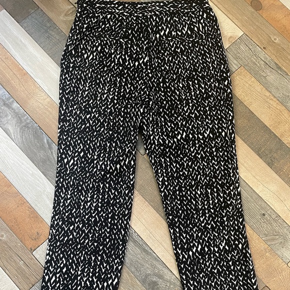 Express High Rise Skinny Dress Pant - Picture 2 of 7